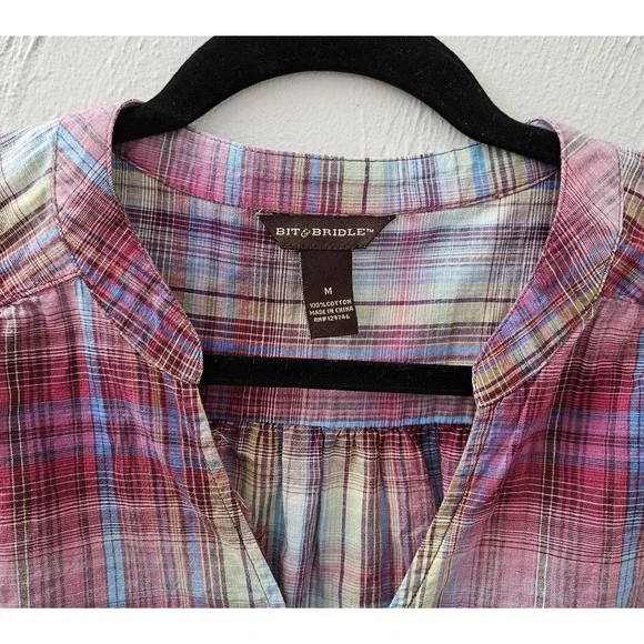 Bit & Bridle Shirt Womens Size Medium Pink Plaid Top Blouse Roll Tab 3/4 Sleeves - Picture 2 of 6